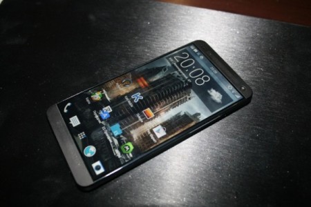HTC One M8 - Spotted in Leaked Photos