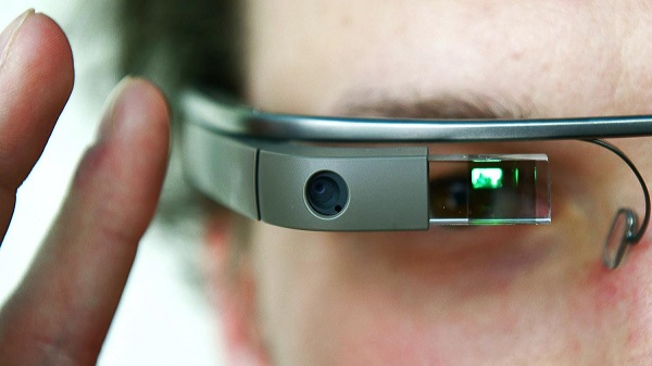 Google Glass KitKat Update to Bring Multiple Features