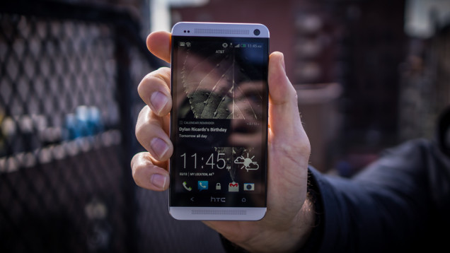 HTC One Severely Affected by Android 4.4.2 Update Mono Video Recording Bug