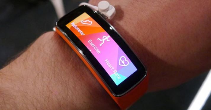 Video: Samsung Gear Fit Finally Working with HTC One M8, Nexus 5 or non-Samsung Handsets