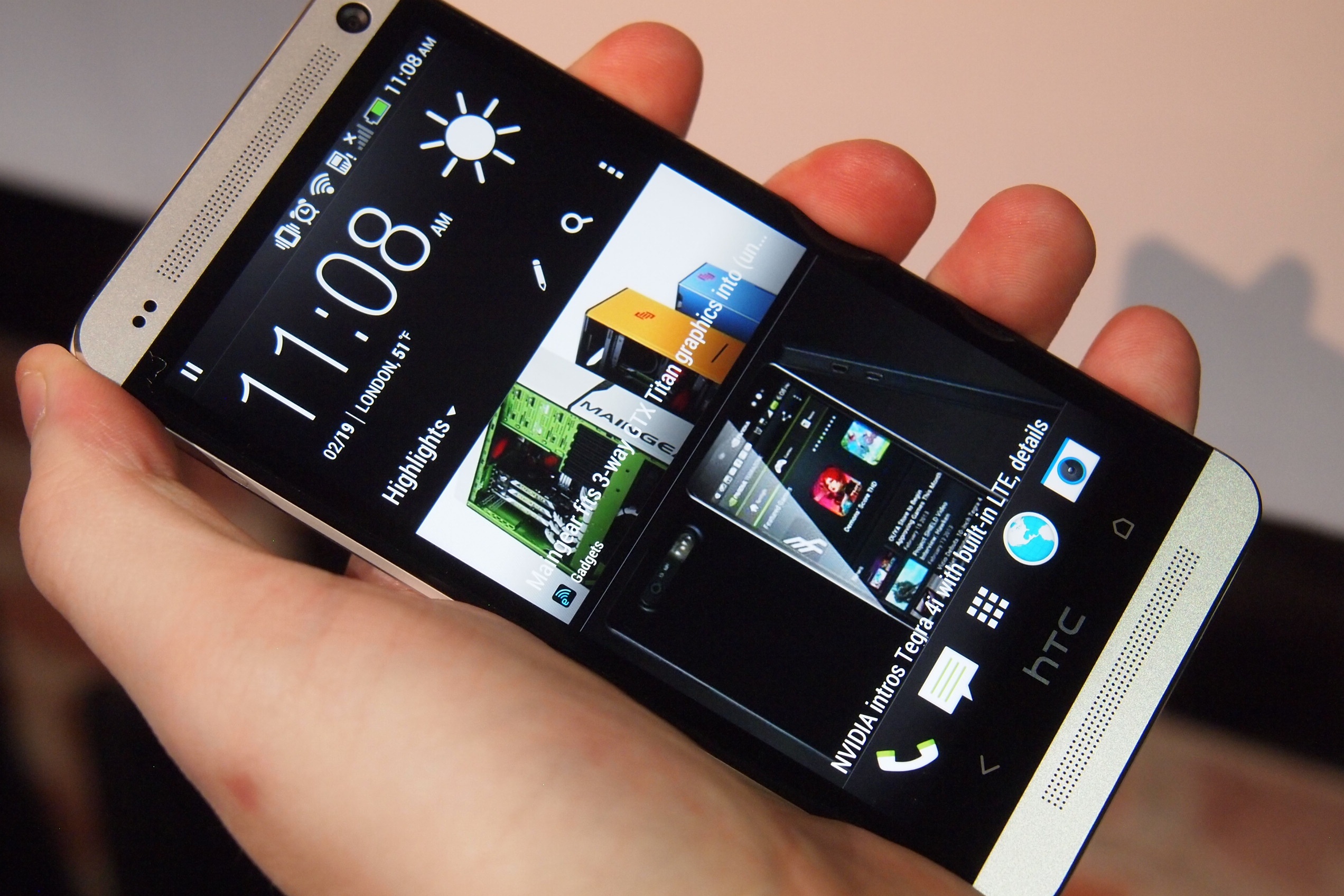 Easily Customize HTC One M9 Home Screen
