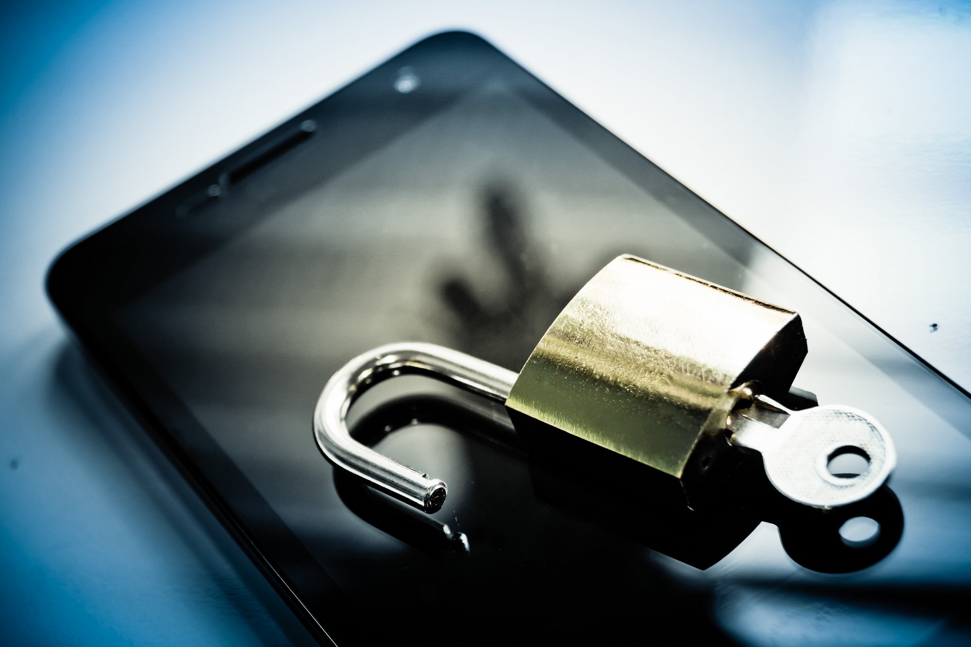 Prevent Sensors in your Phone Giving Hackers Your Information