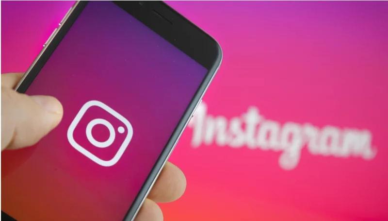 Screenshot a Direct Message in Instagram without the Sender Knowing